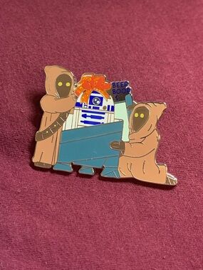 Disney Star Wars Jawa R2-D2 Christmas Gift Pin - Blue and Tan